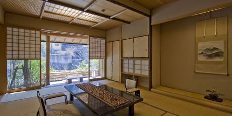 西山温泉 慶雲館