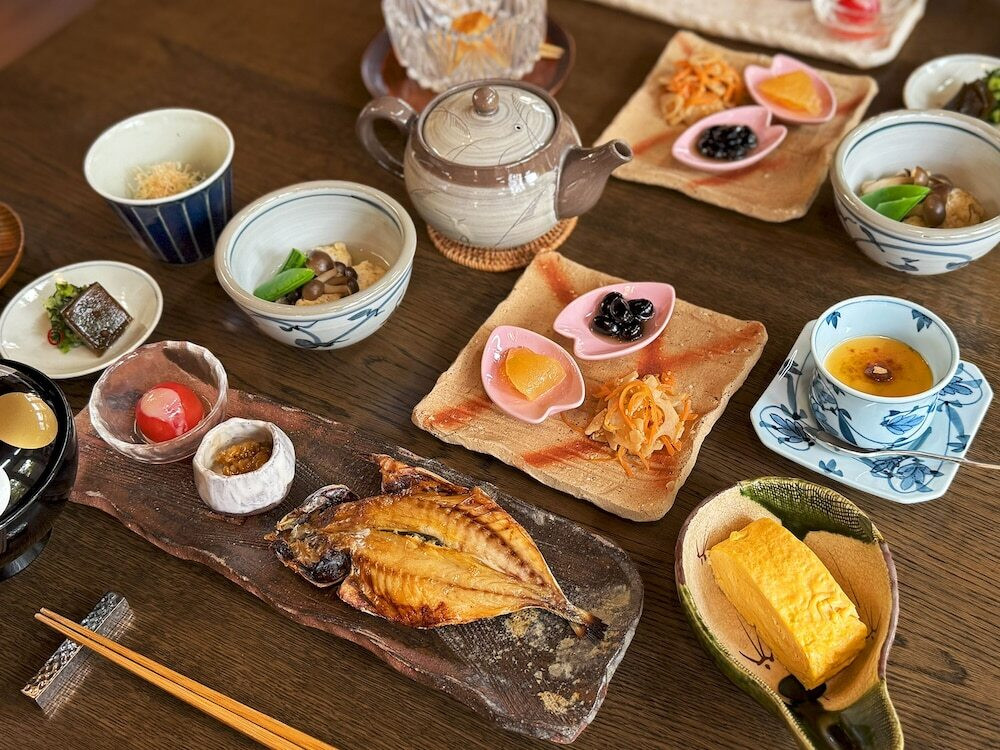 朝食