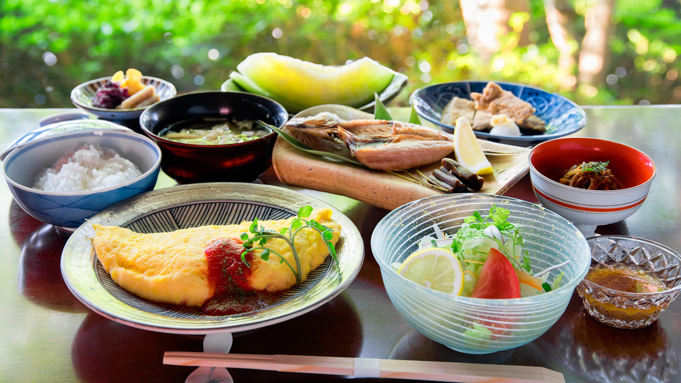 朝食の美味しいホテルに泊まって、口福旅行を。3494648