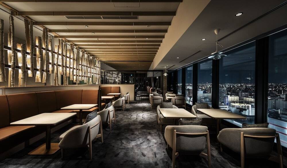 プレミアムラウンジ内観 / 1