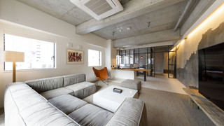 メイ ペントハウス