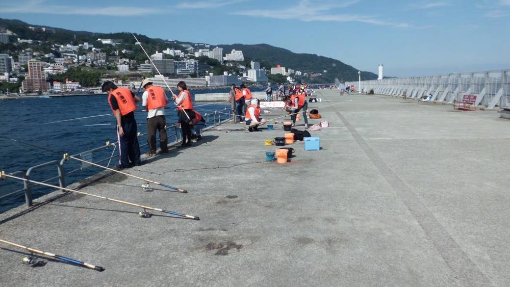 熱海港海釣り施設 / 1