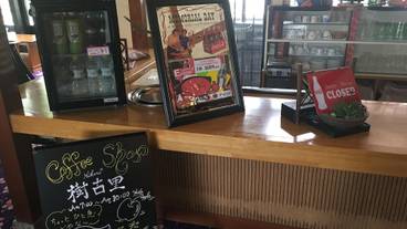 ロビーラウンジ / 6