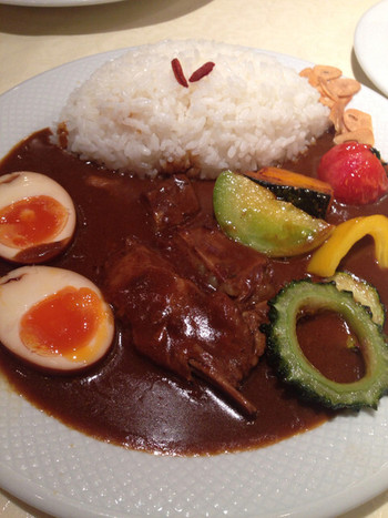 「SPICE DINING biji 」料理 1096285 薬膳カレーのハバネロ辛口、トッピング全部のせです。