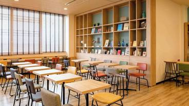 朝食スペース / 10