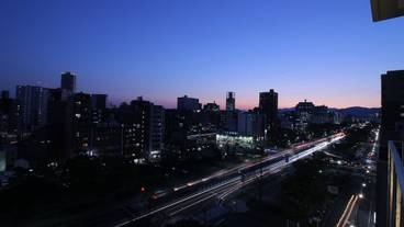 シティ ビュー / 15