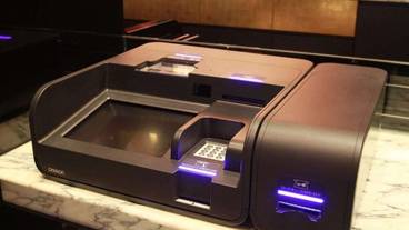 チェックイン / チェックアウト キオスク / 2