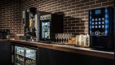 ラウンジのドリンクや軽食 / 2