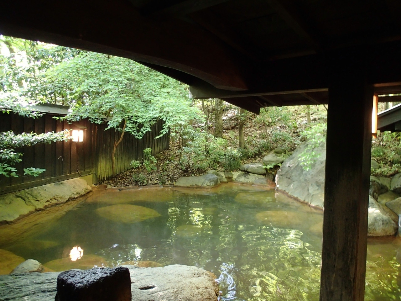 女将特製のフレッシュな野菜ジュースから始まる里山の朝食4229018