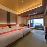 海を眺めながら
お部屋で娘とのんびり / 2