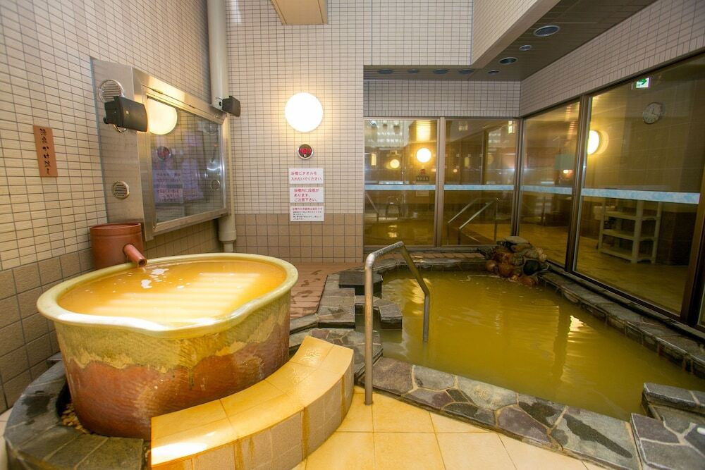 いつまでも浸かっていたくなる♡広々とした天然温泉4084412