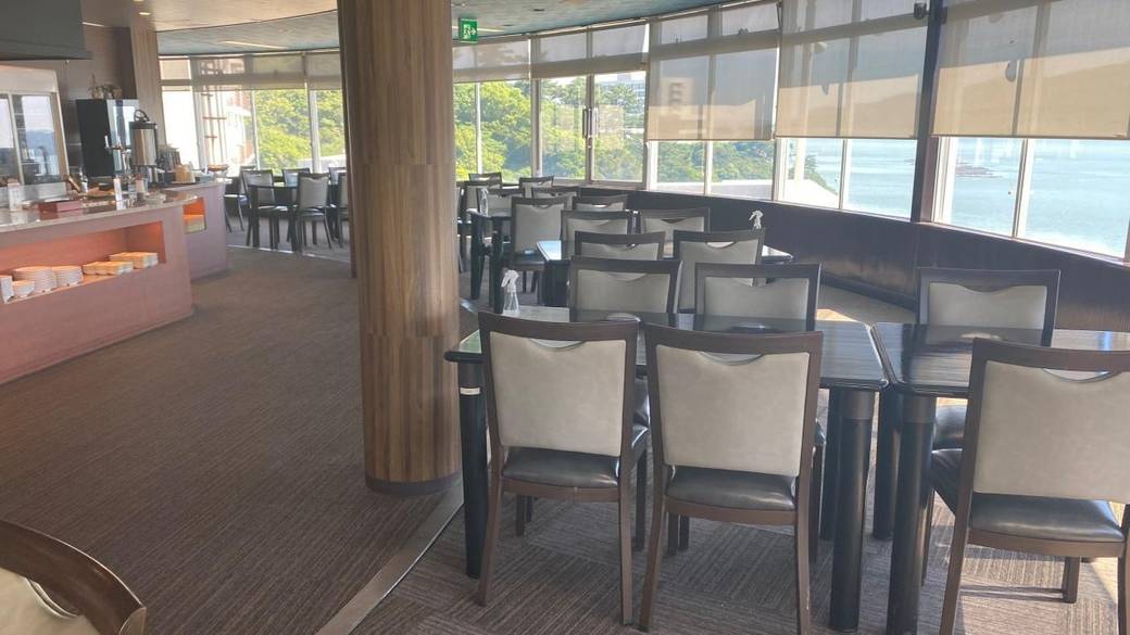 回転展望レストラン「東風と海」 / 5