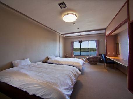 海辺のホテルはな / 4