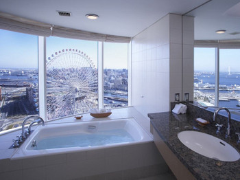 Enjoy a memorable stay at a hotel with a view bath3405976