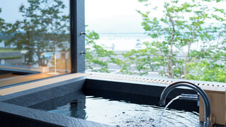 [蒼翠 so-sui] 90m² + ウッドデッキテラス付 (海側·禁煙客室·90m²)