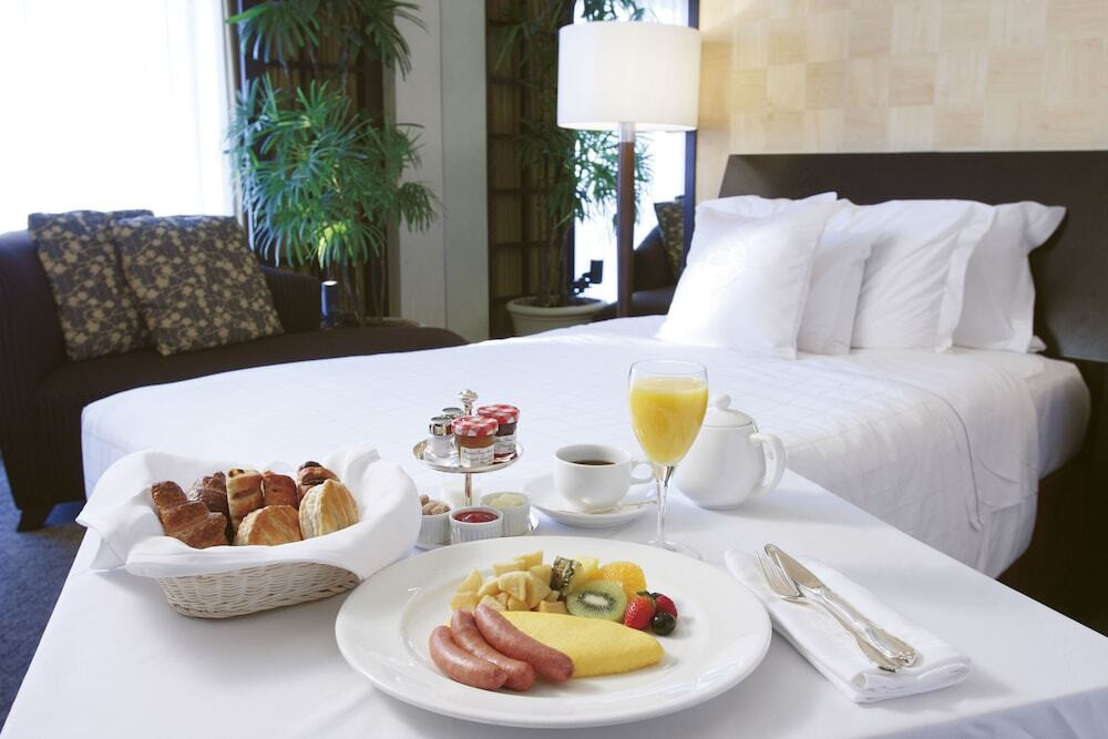 ルームサービス