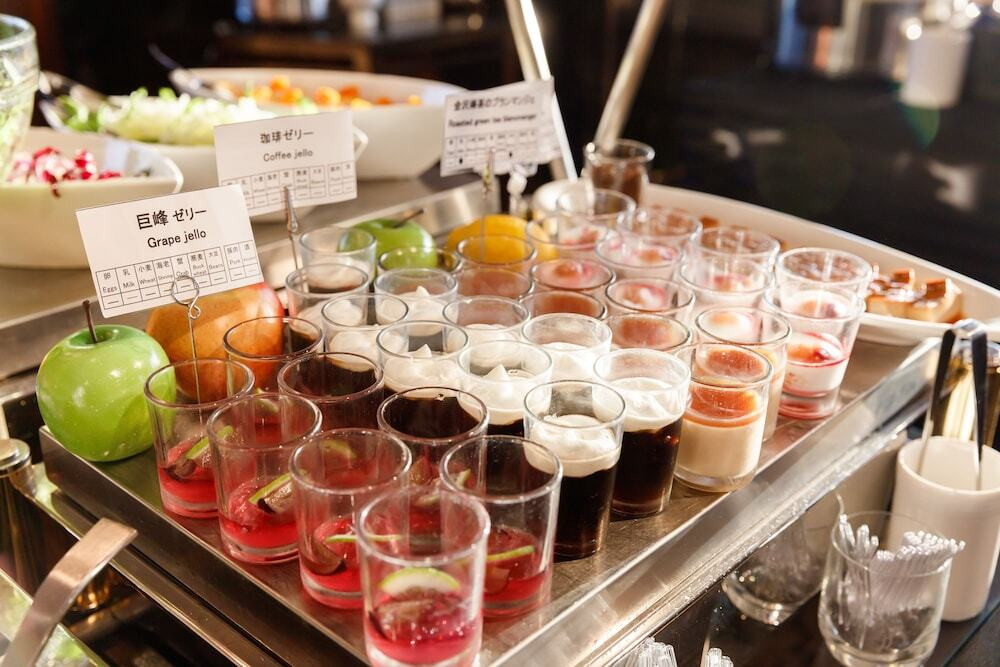 朝食ビュッフェ