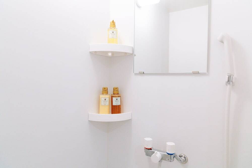 バスルームのシャワー