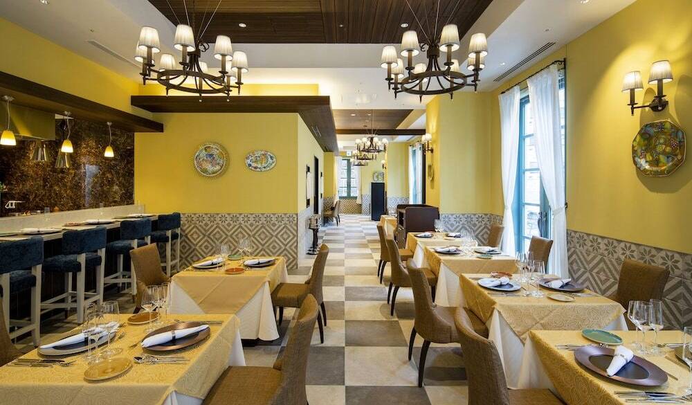 和洋ブッフェで
満足朝ごはん / 2