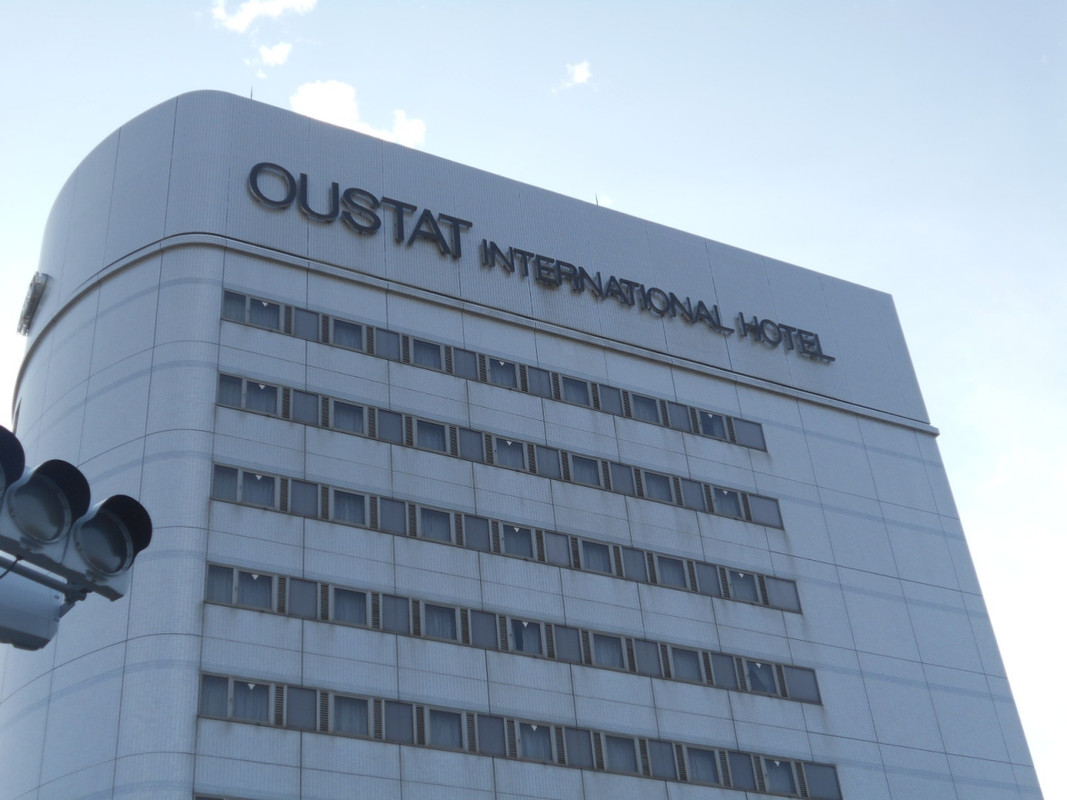 規模は大きなホテルです。