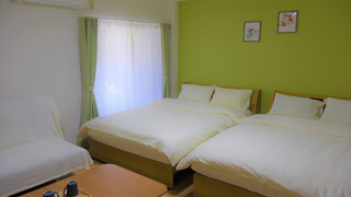 エコノミー 4 人部屋