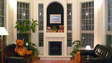 ロビー応接スペース / 3