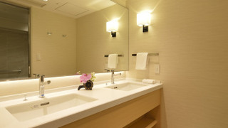 ラグジュアリーハリウッドツインルーム 禁煙A 44.4m2 (ジムアクセス、京都駅からシャトルバス付)