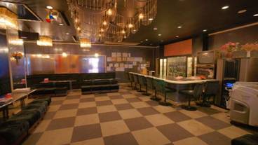 ナイトクラブ / 8