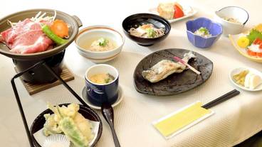 食事・飲み物 / 5