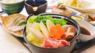 食事・飲み物 / 3