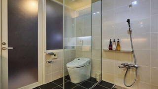 Twin Queen Room