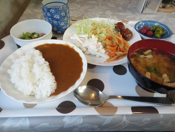 「＋名物カレー」で朝から元気をチャージ♪3501918