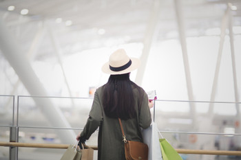 Airport girls' trip