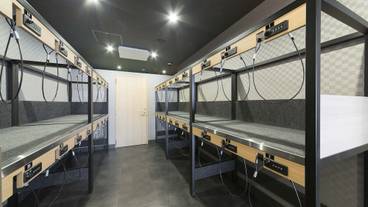 施設内の設備 / 1