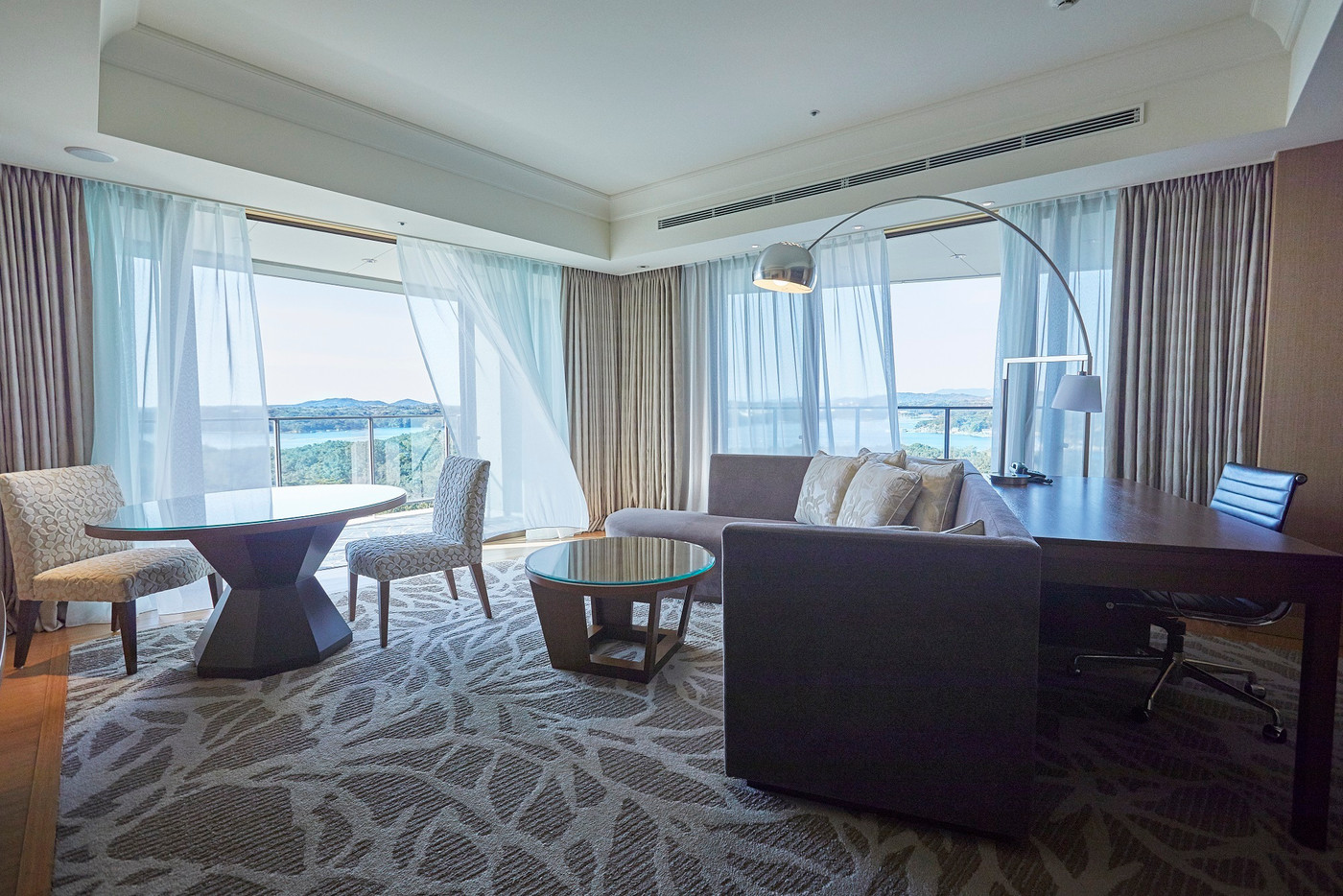 全室スイート仕様の贅沢空間4002960