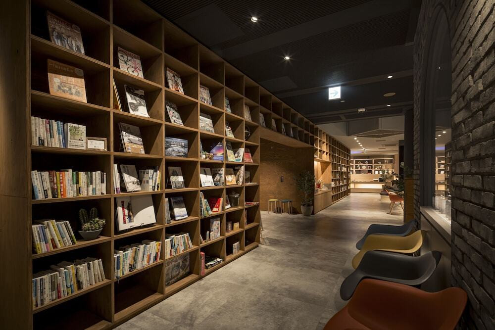 おふろcafe／森の図書館