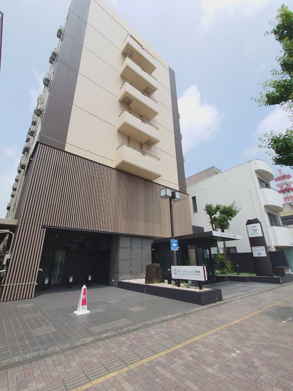 施設の正面