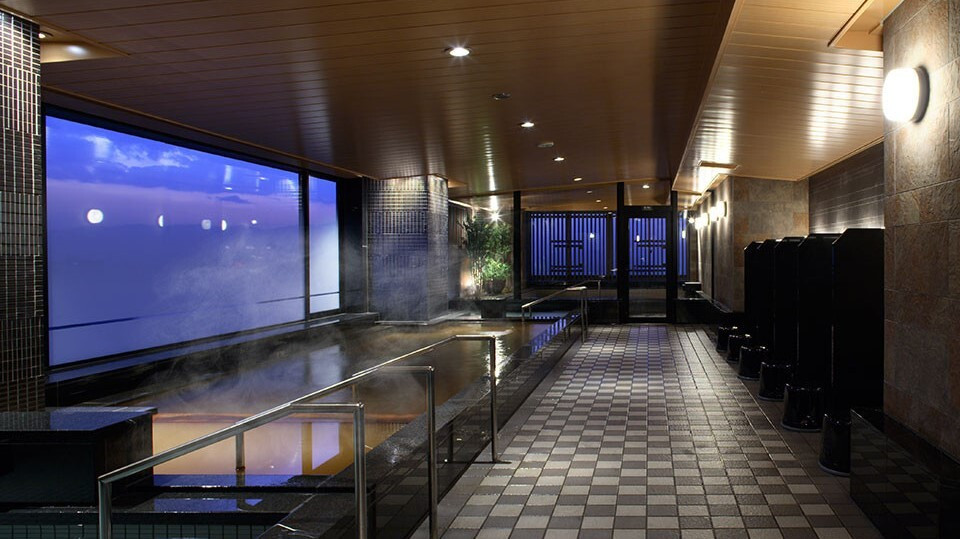 スパ・トリニテの大浴場