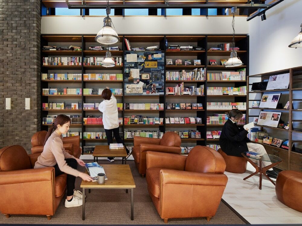 屋台巡りの後は読書三昧♡本屋さんを併設したユニークなホテル3392186