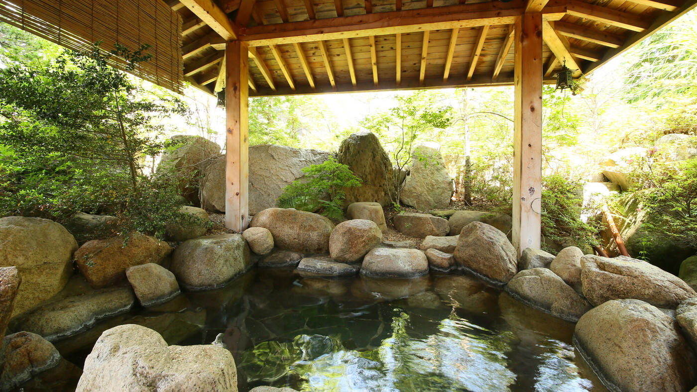 ピアノの音色が響く優しい空間で癒しのひと時を3968652