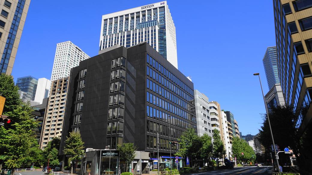 神谷町駅に着いたら
落ち着いた街を散策 / 1