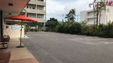 駐車場 / 2