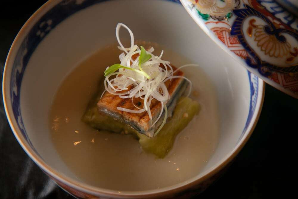 旅館のお食事処