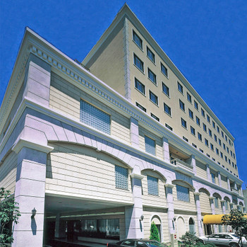 4.ゆったり広い客室で女子会を♪「ホテルモナーク鳥取」4084059