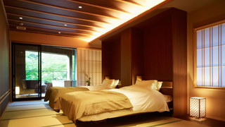 Without bath in the room, 20 minutes from Izumisano by bus, can't serve dinner after 7 PM Check in