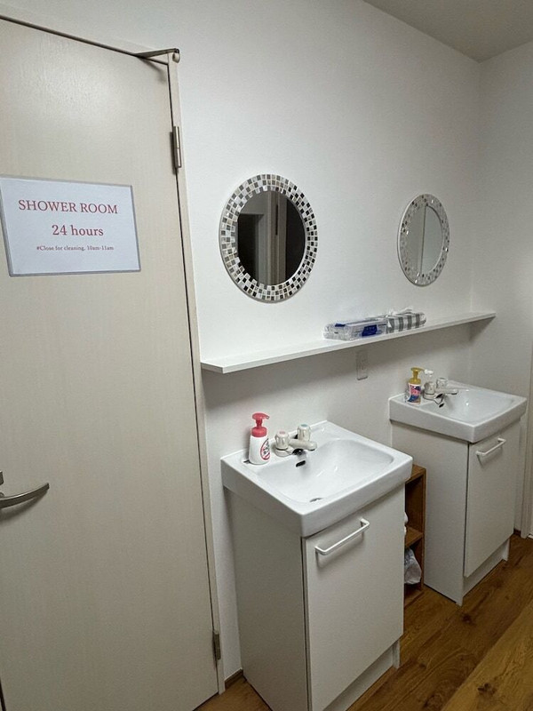 バスルームのシャワー