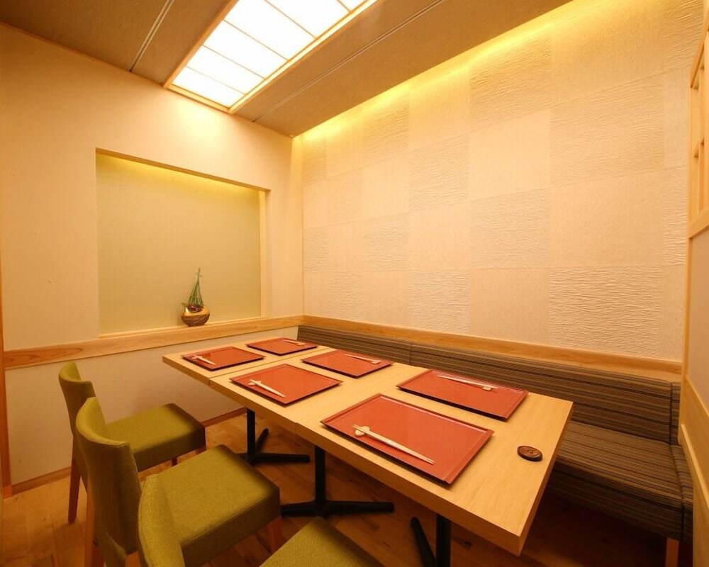 レストラン