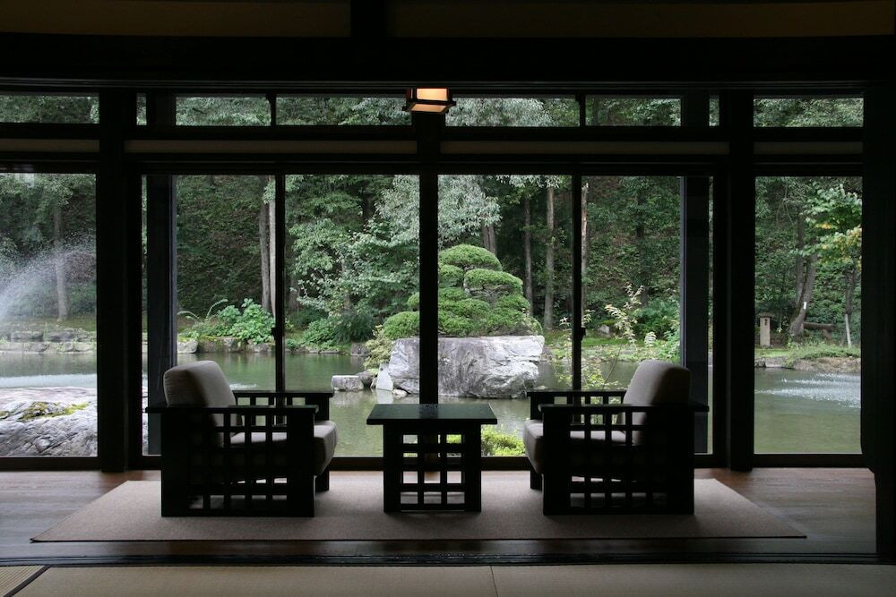 雪国の風情に包まれる古民家温泉宿4284296