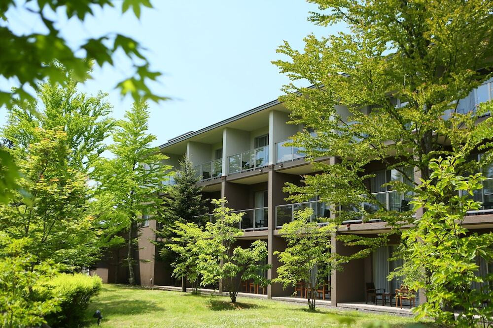 部屋でプールで脱力タイム♪何もしない幸せを堪能4263216