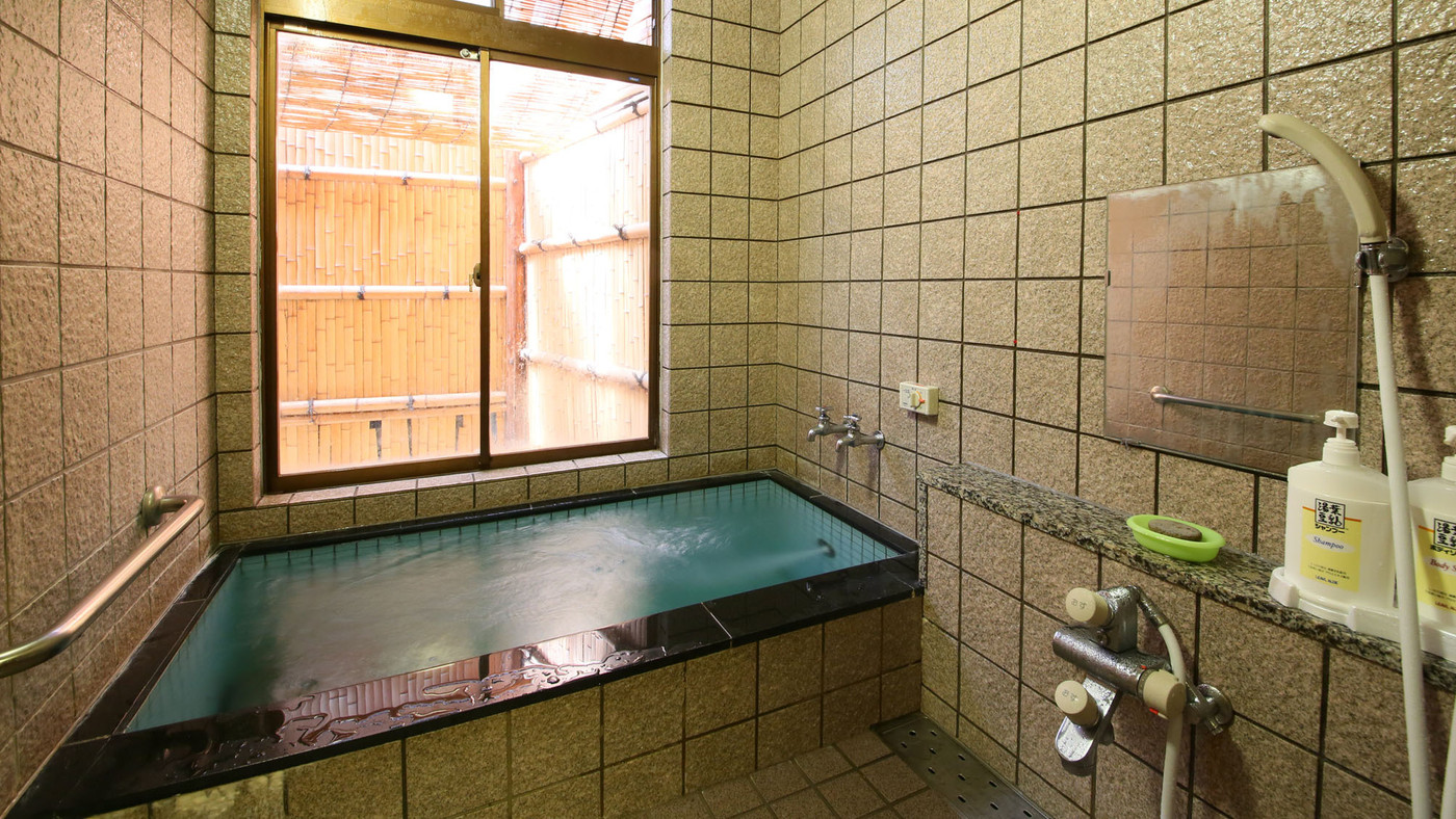 老舗の料理旅館で、お子様と和の体験をしてみませんか3560685